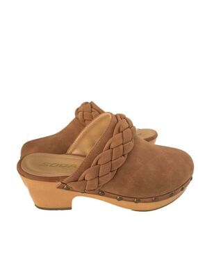 SODA Morel Women's Wood Clogs. Cognac color. size 6.  Like new